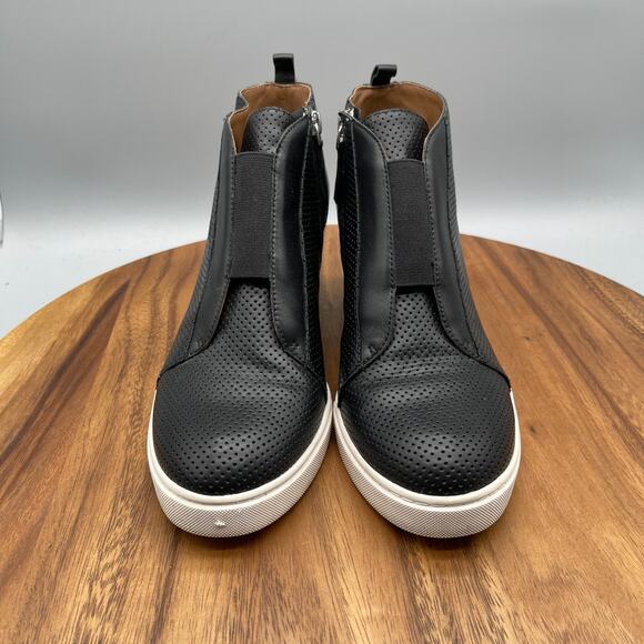 Linea Paolo Felicia Boots Womens Size 8 M Black Wedge Ankle Platform Bootie Zip - Picture 2 of 9